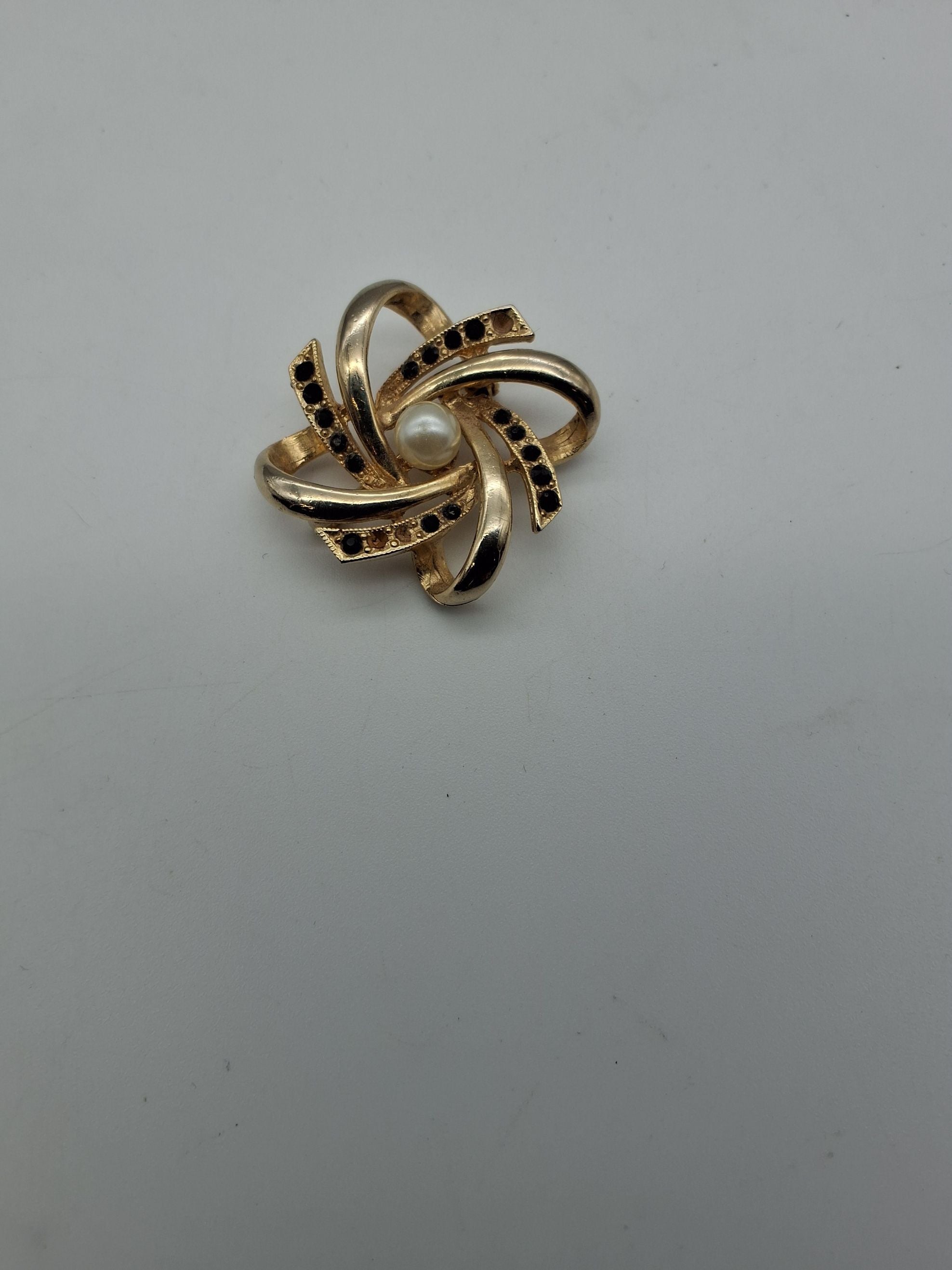 BROCHE (A095)